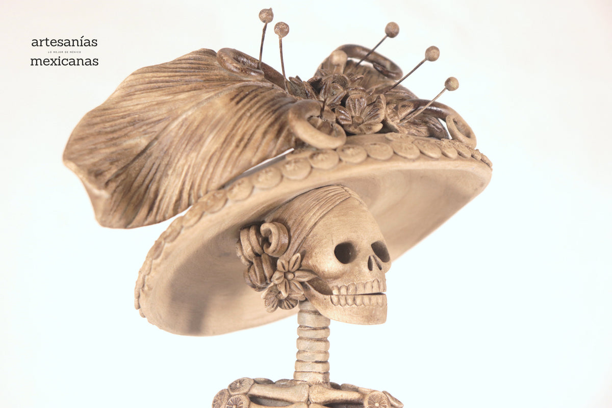 Catrina con Calaveritas Beige - 50 cm. 20 in. - En producción Catrina
