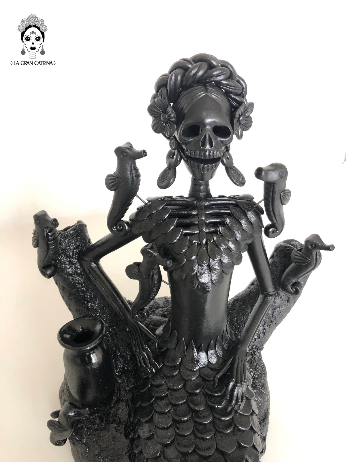 Catrina Sirena negra - 43 cm. 17 in.