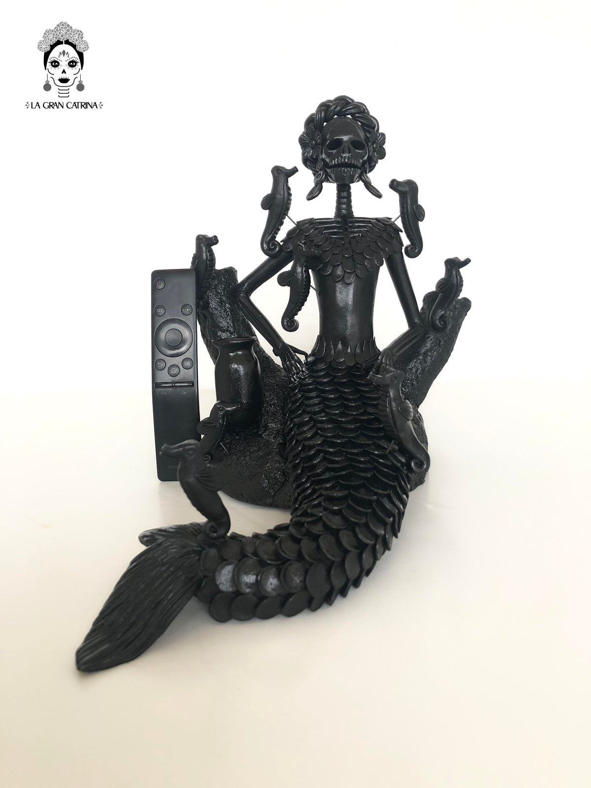 Catrina Sirena negra - 43 cm. 17 in.