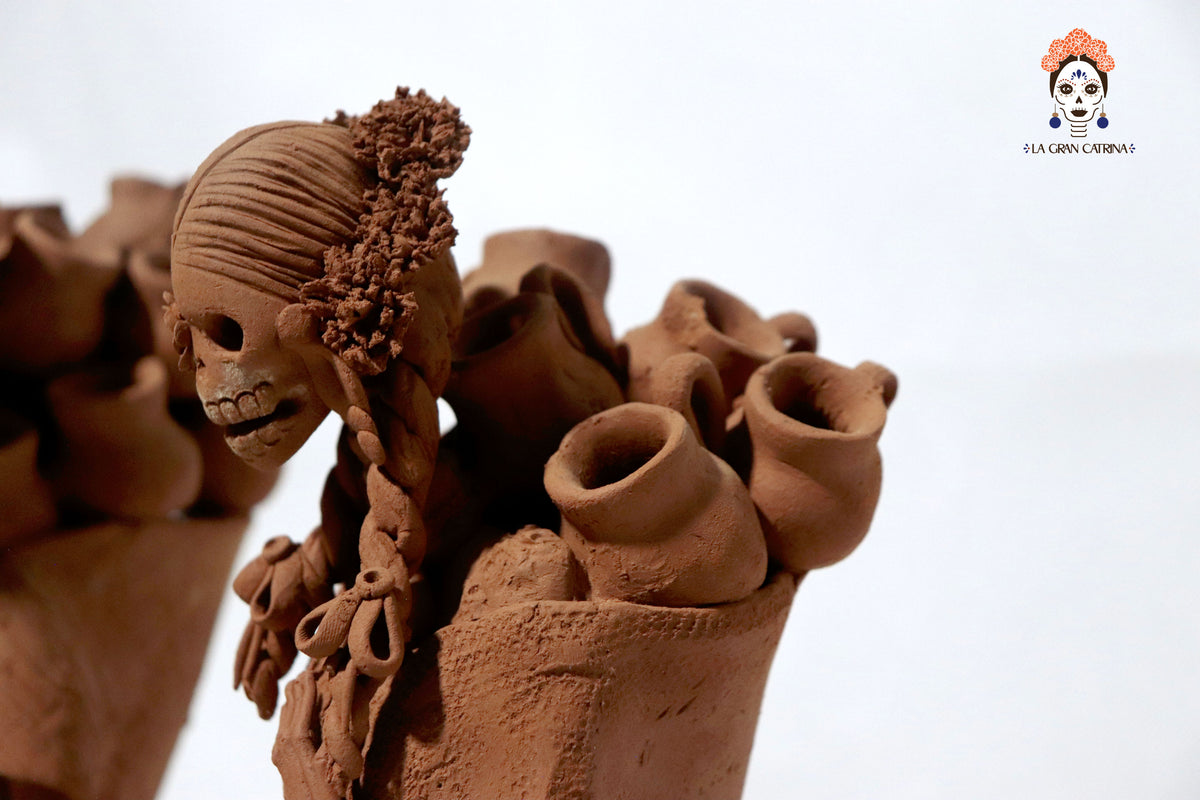 Pareja de Catrines artesanos de loza - 50 cm. 20 in. Catrina