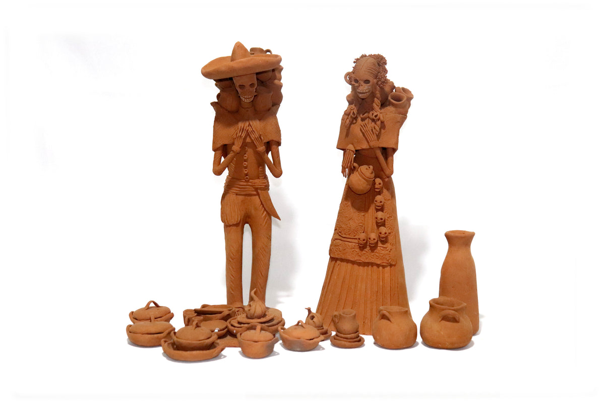 Pareja de Catrines artesanos de loza - 50 cm. 20 in. Catrina