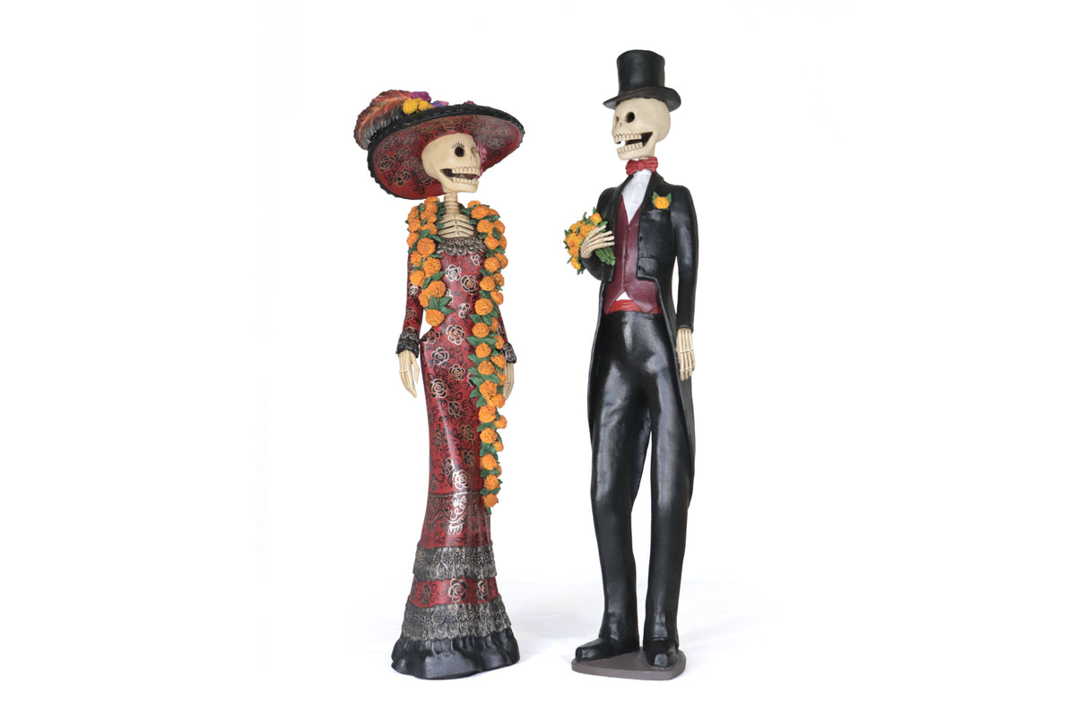 Pareja Catrines Elegantes con Flores de Cempasúchil - 73 cm. 28.7 in. Catrina