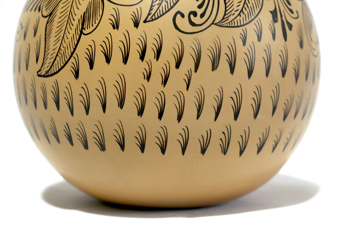 Cerámica amarilla con vaso - Huancito - 23 cm. - Sobre Pedido