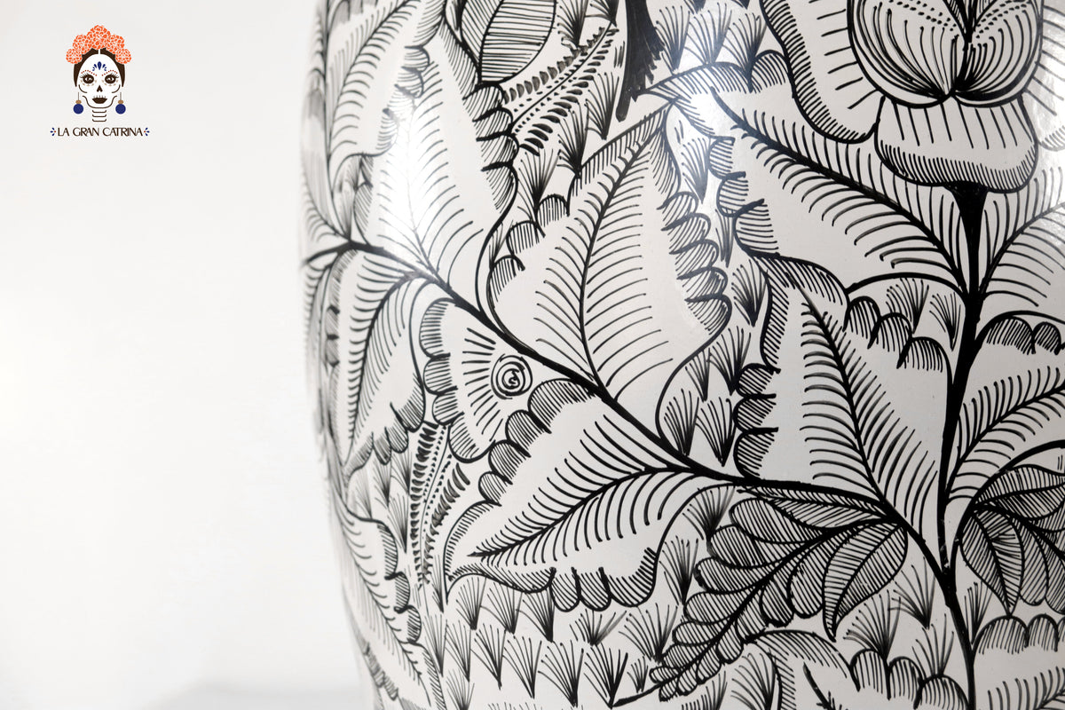 Cantaro Flores y Aves - Huancito - 46.5 cm. 18.3 In.