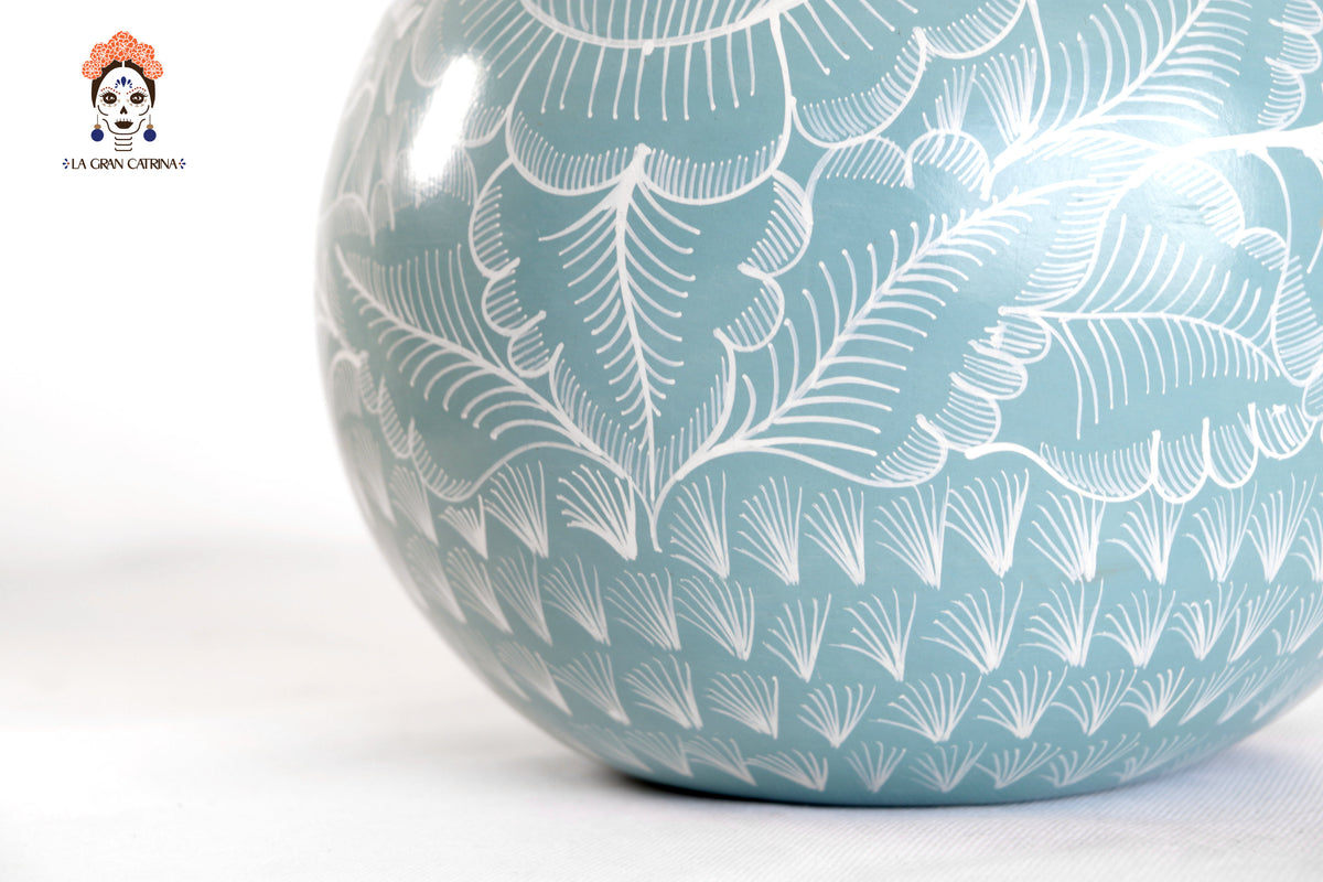 Jarrón de follaje verde con aves - Huancito - 29.5 cm. 11.6 In.