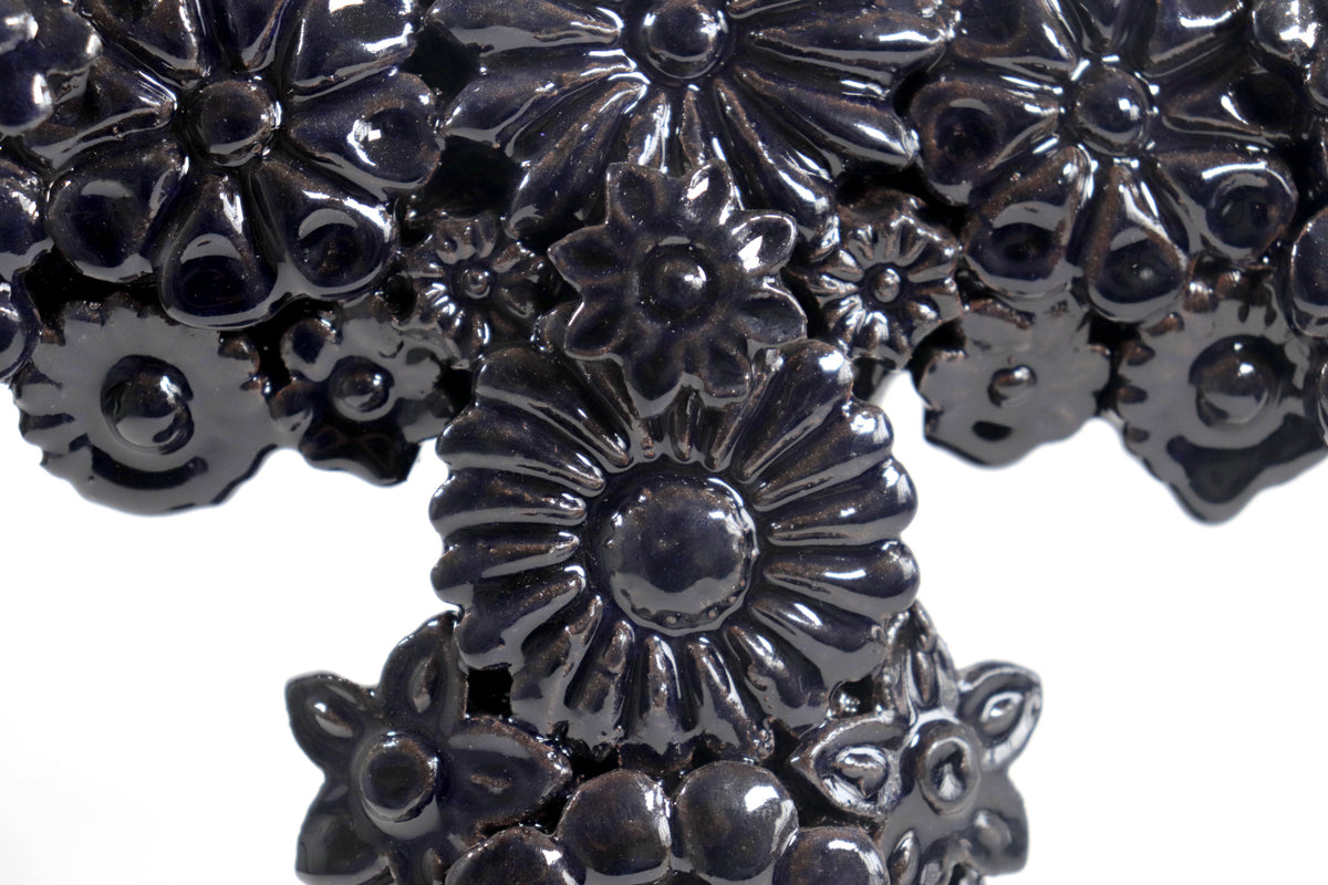 Cruz azul - Barro vidriado - 32 cm. 12.5 in.