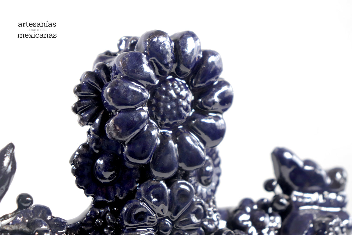 Cruz Barro Vidriado Azul Cobalto con Flores - 25 cm. 10 in.