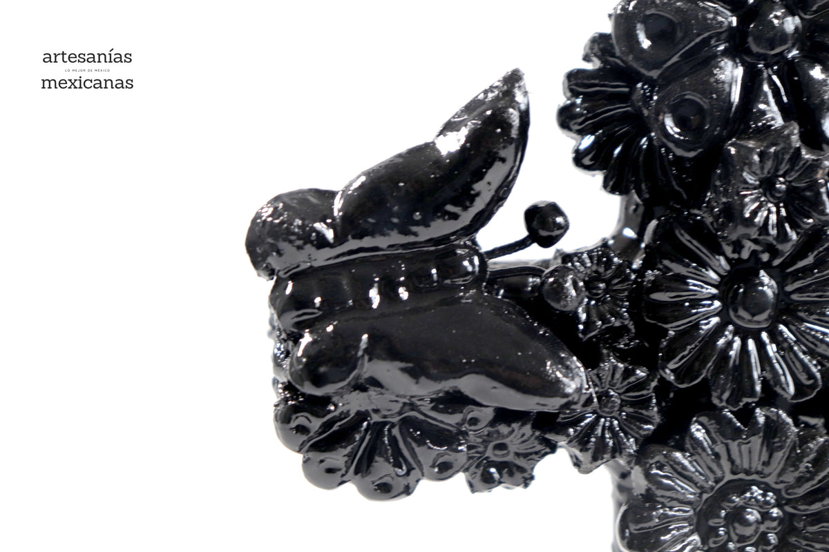 Cruz negro - Barro vidriado - 18.5 cm. 7.4 in.