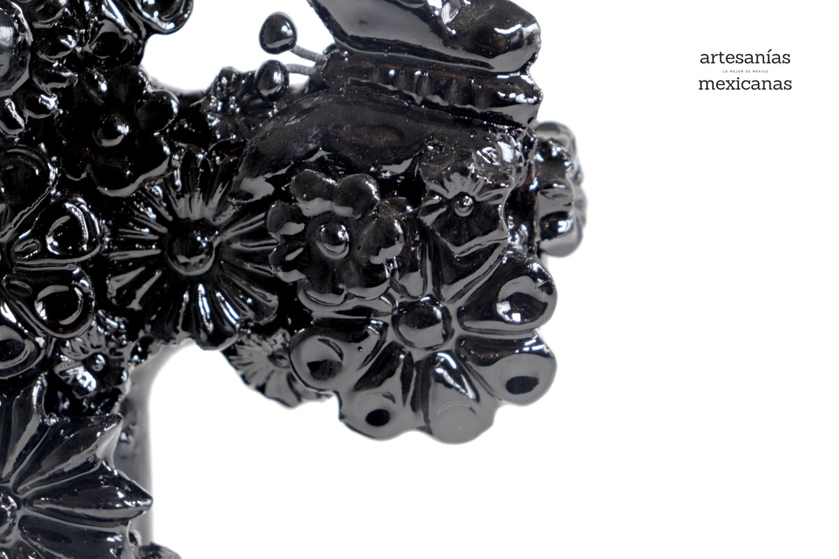 Cruz negra - Barro vidriado - 25 cm. 10 in.