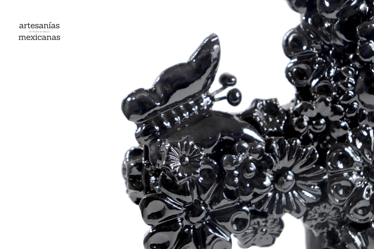 Cruz negra - Barro vidriado - 25 cm. 10 in.