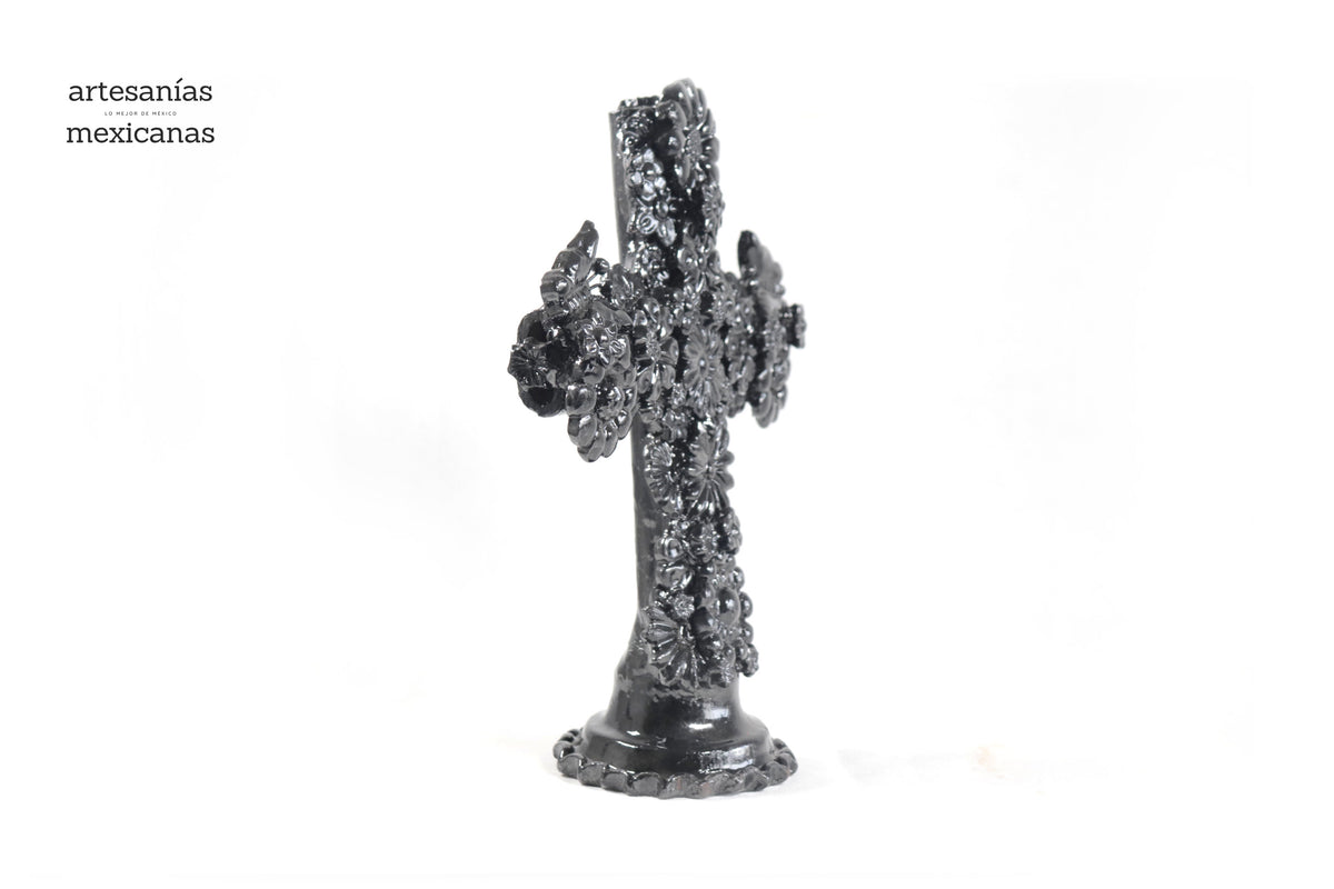 Cruz negra - Barro vidriado - 32 cm. 12.5 in.