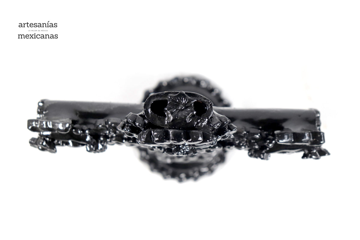 Cruz negra - Barro vidriado - 32 cm. 12.5 in.