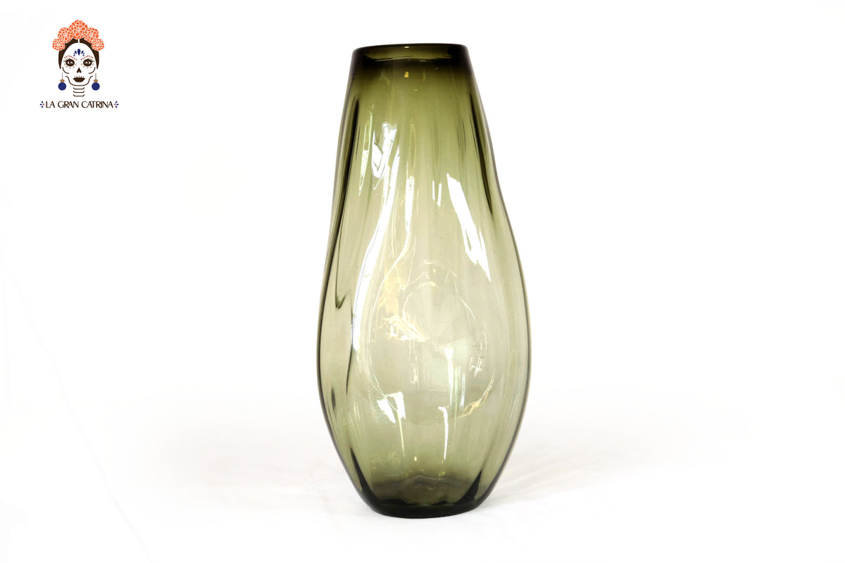Florero de Vidrio Soplado Verde Oliva 48 cm. 18.8 in. Vidrio Soplado
