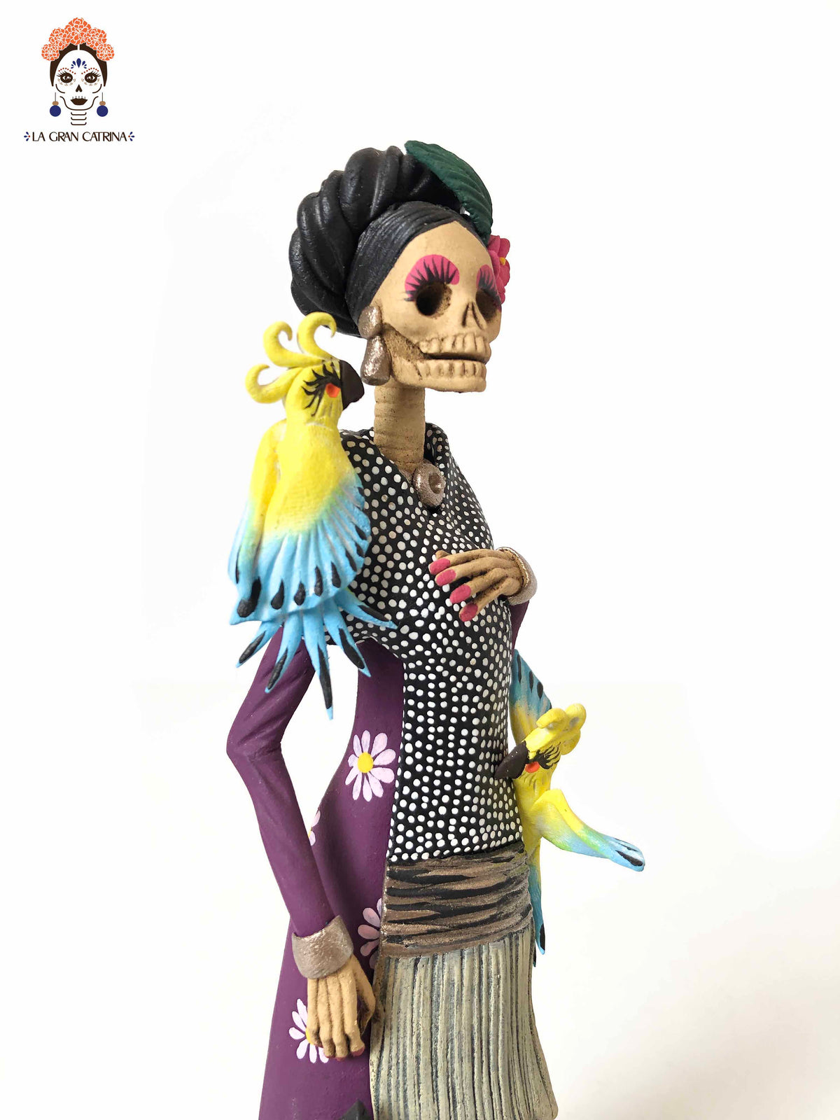 Frida con loros y chango - 25 cm. 10 in. Catrina