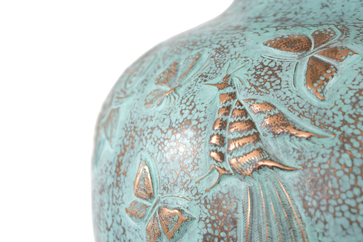Jarrón de cobre martillado en acabado turquesa - 39 cm. 11 in.