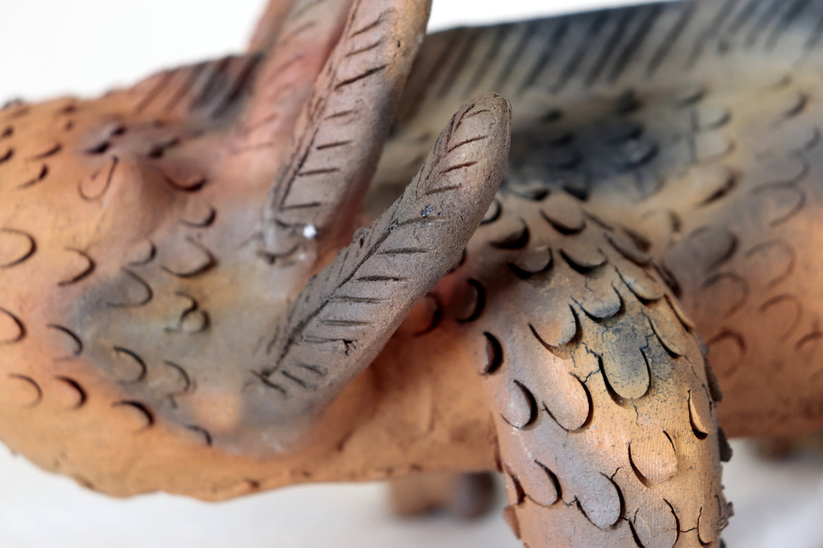 Axolote de Barro Natural - 40 Cm. 15.7 In.