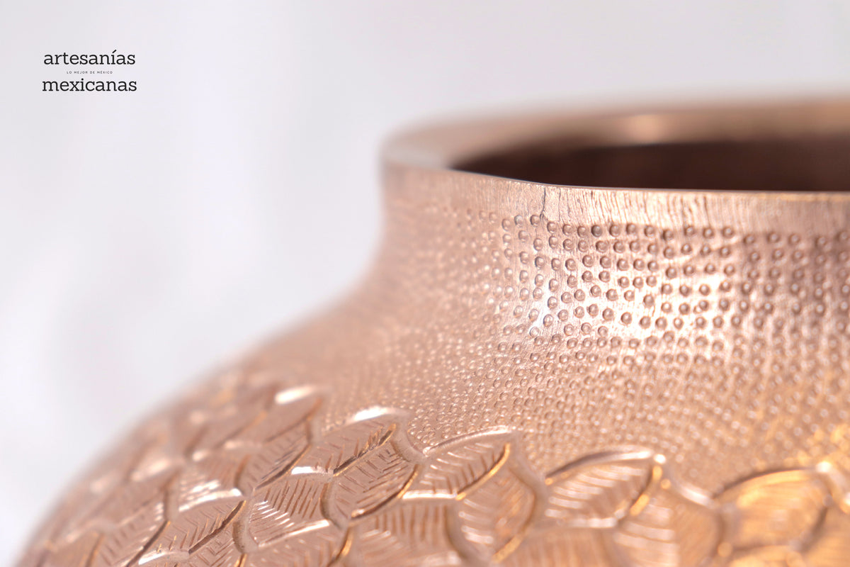 Jarrón de concurso de cobre - 27 cm. 11 in.