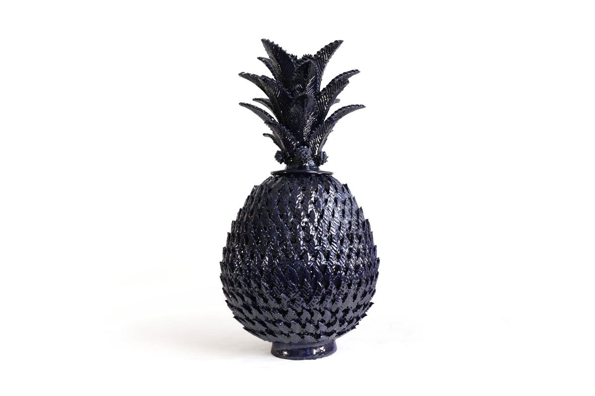 Piña Michoacana Azul con Hojas - 67 cm. 26.4 in. Piña