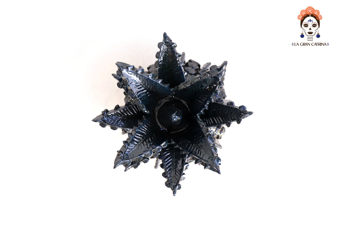 Piña Michoacana Turquesa Biznaga con Flores - 40 cm. 16.6 in. Piña