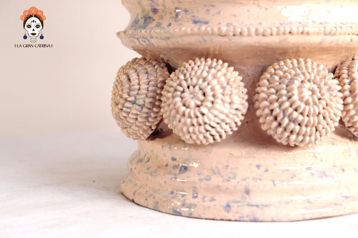 Piña Michoacana Beige Salpicada con Base - 80 cm. 31.5 in. Piña