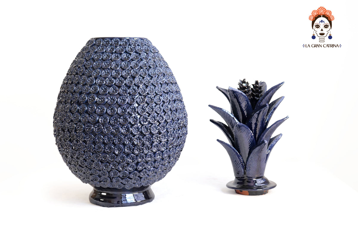 Piña Michoacana Azul con Flores Pequeñas - 65 cm. 26 in. Piña