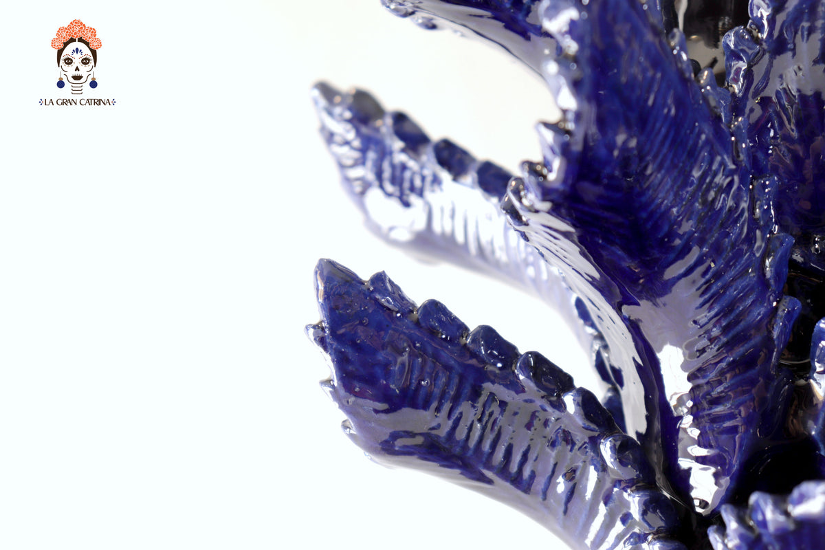 Piña michoacana de barro - Botones azules con tapa especial - 52 cm. 21 in. - Sobre Pedido