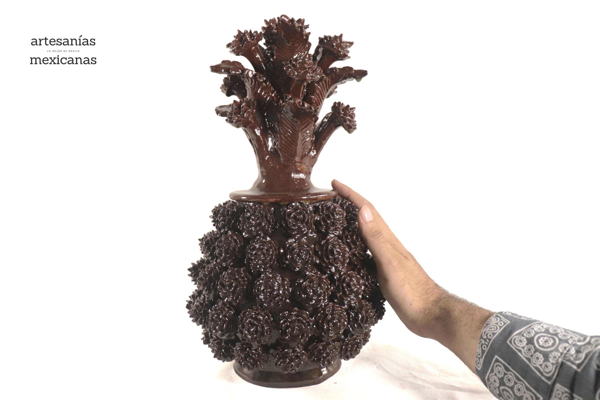 Piña de Rosalitos Café - 37 cm. 14.5 in. - Sobre Pedido