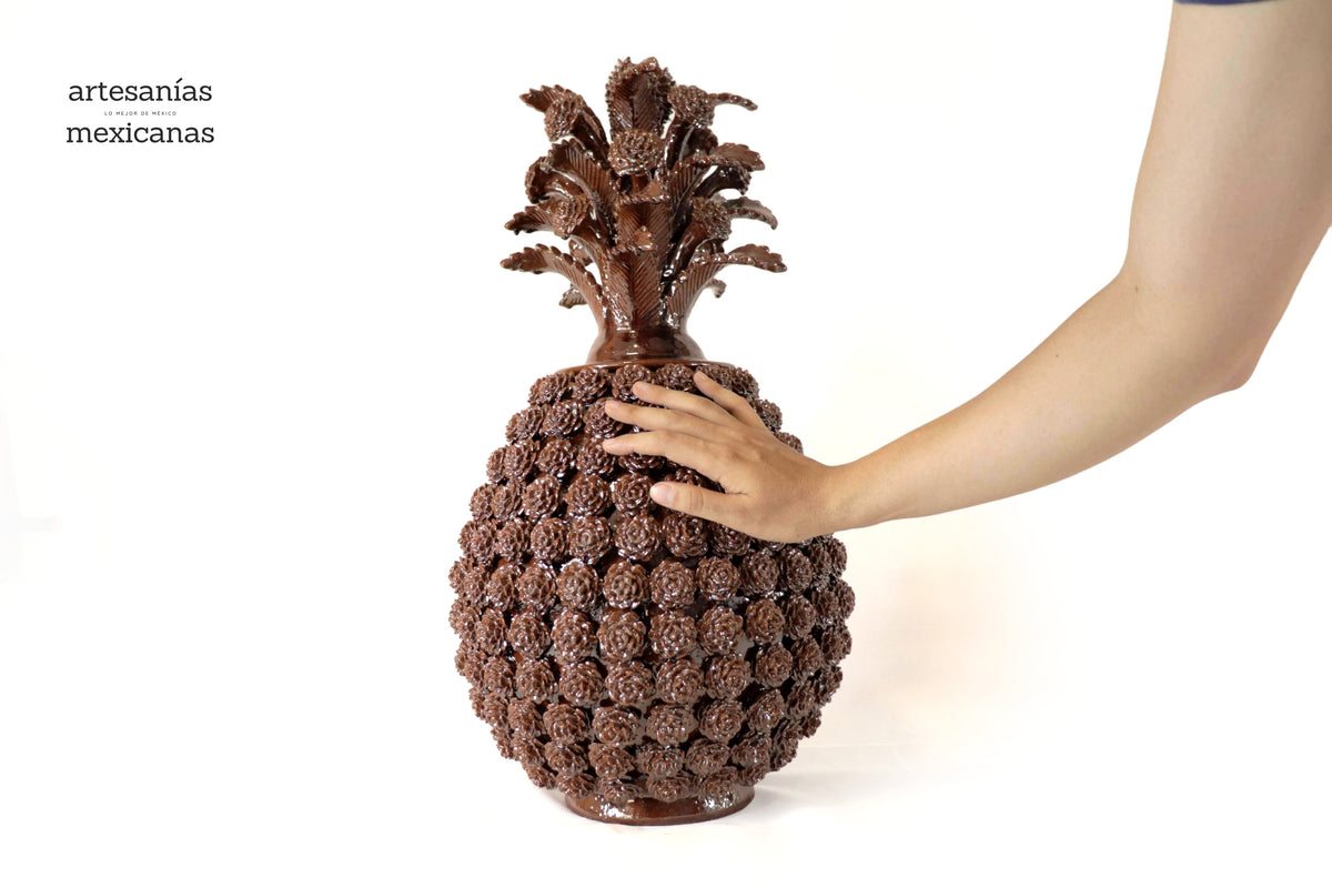 Piña michoacana de barro - Rosales marrones - 66 cm. 26 in. - Sobre Pedido Piña