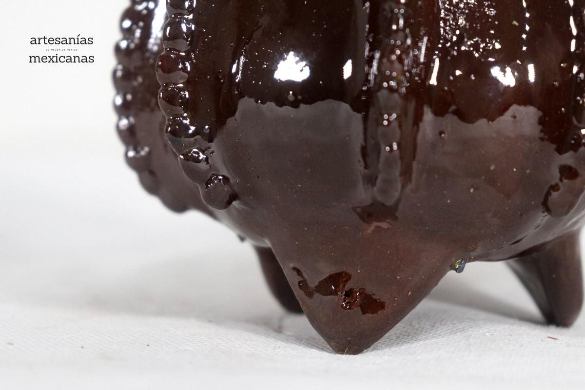 Piña michoacana de barro - Marrón pequeña biznaga - 19 cm. 7.7 in.