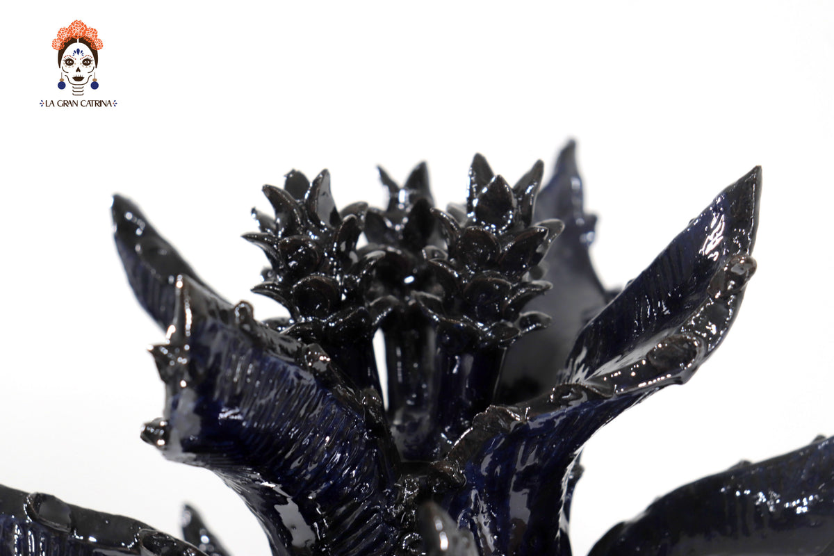 Piña azul de tejido de tapa ondulada - 50 cm. 20 in.