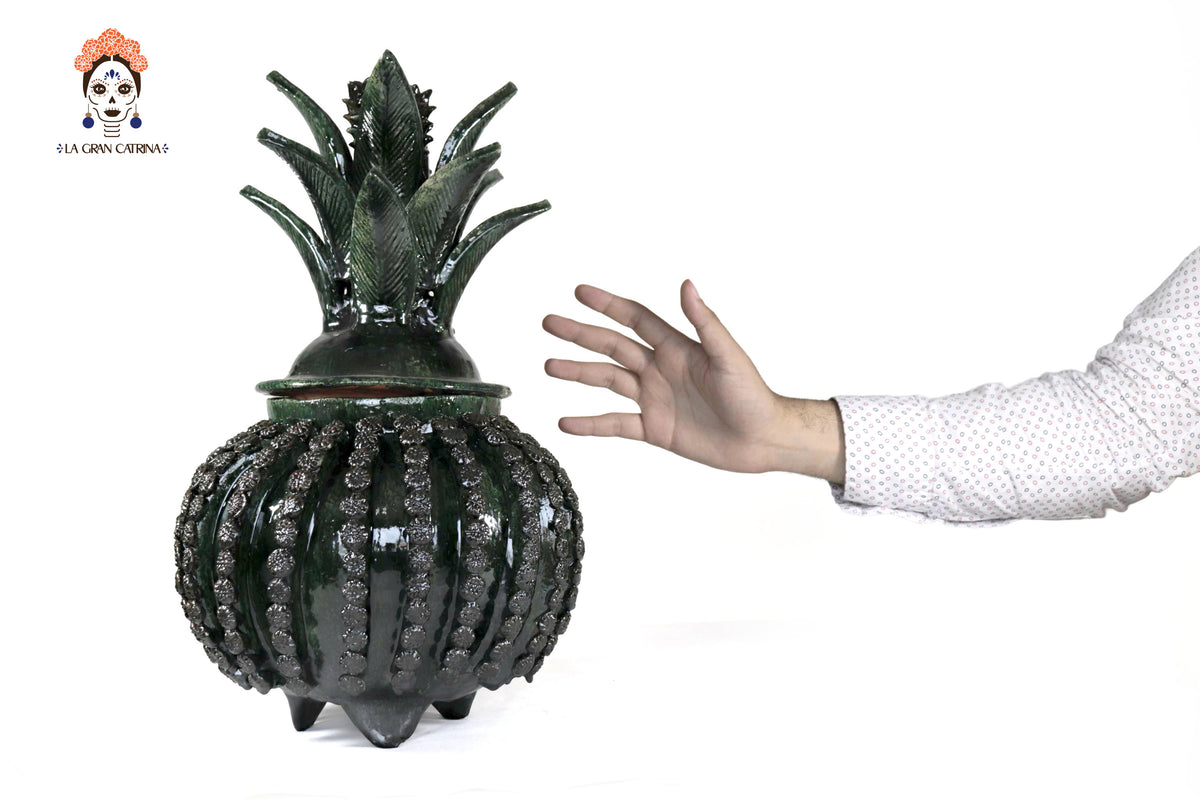 Piña michoacana de barro - Biznaga verde de Flores - Tangancícuaro - 45 cm. 18 in.
