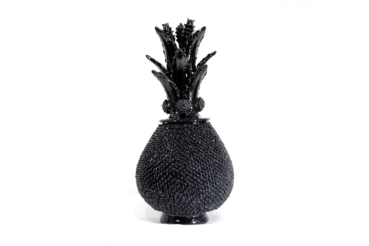 Piña michoacana de barro - Negra con Picos - 50 cm. 20 in.