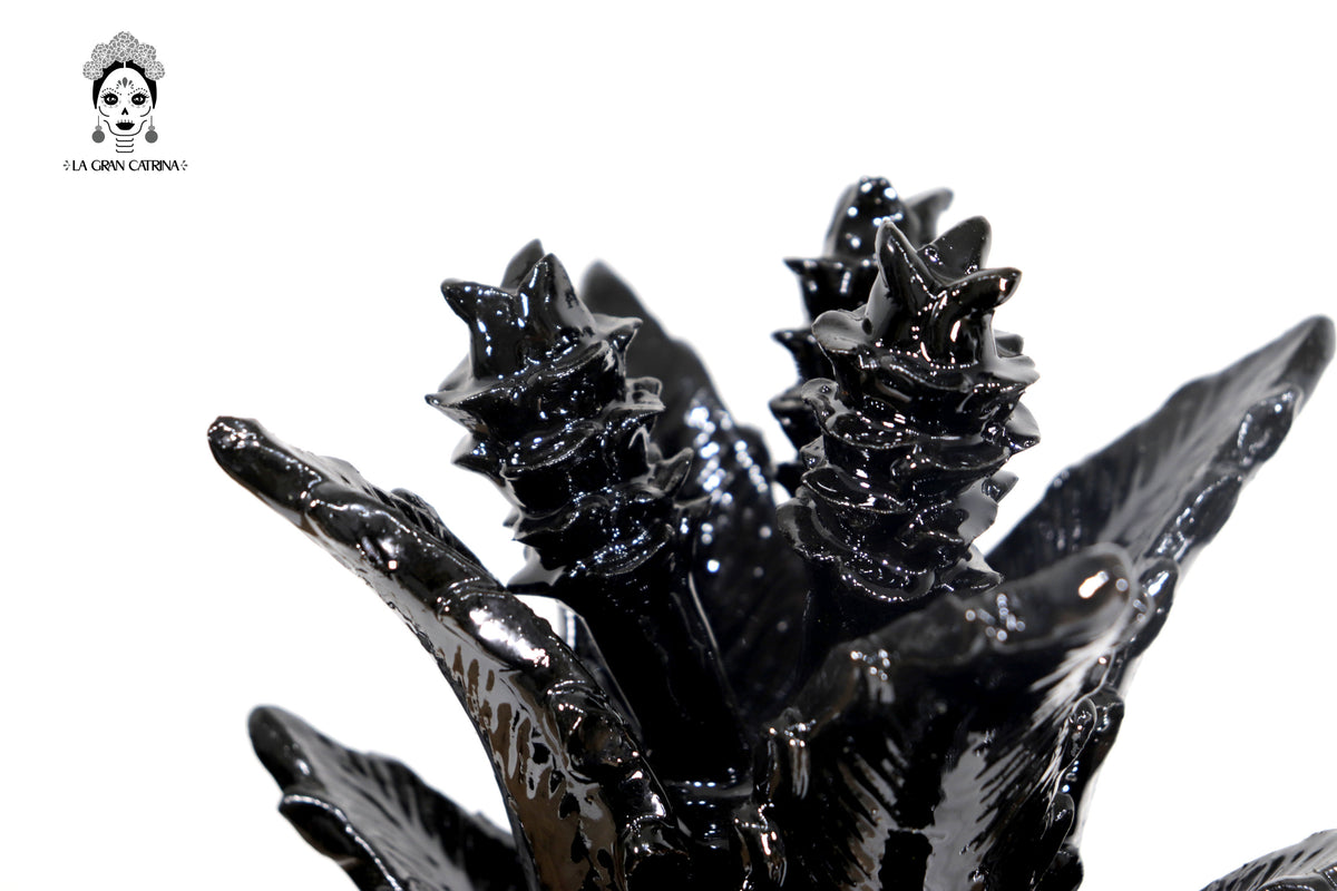 Piña michoacana de barro - Negra con Picos - 50 cm. 20 in. - En producción