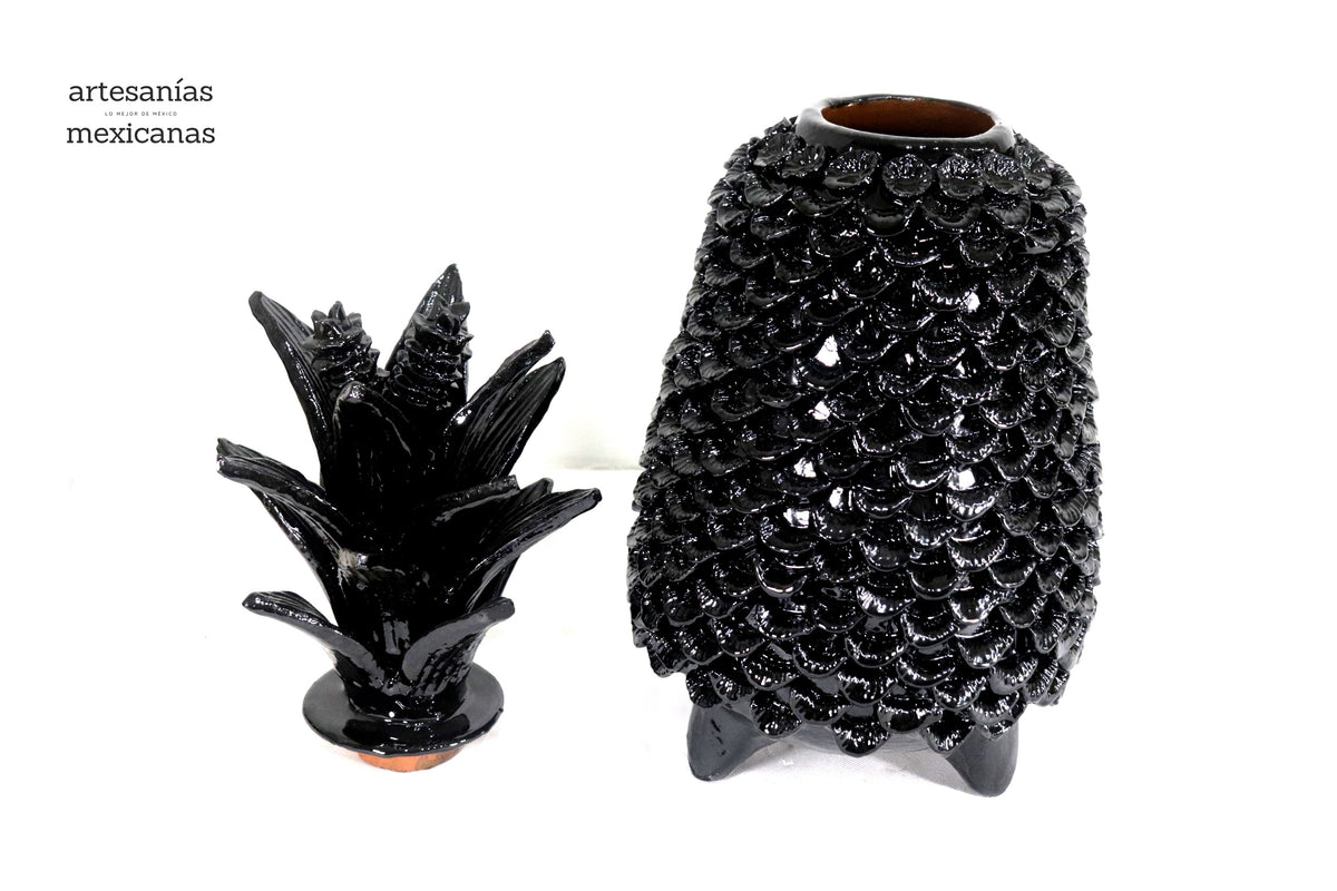 Piña michoacana de barro - Papaya Negra - 55 cm. 22 in.