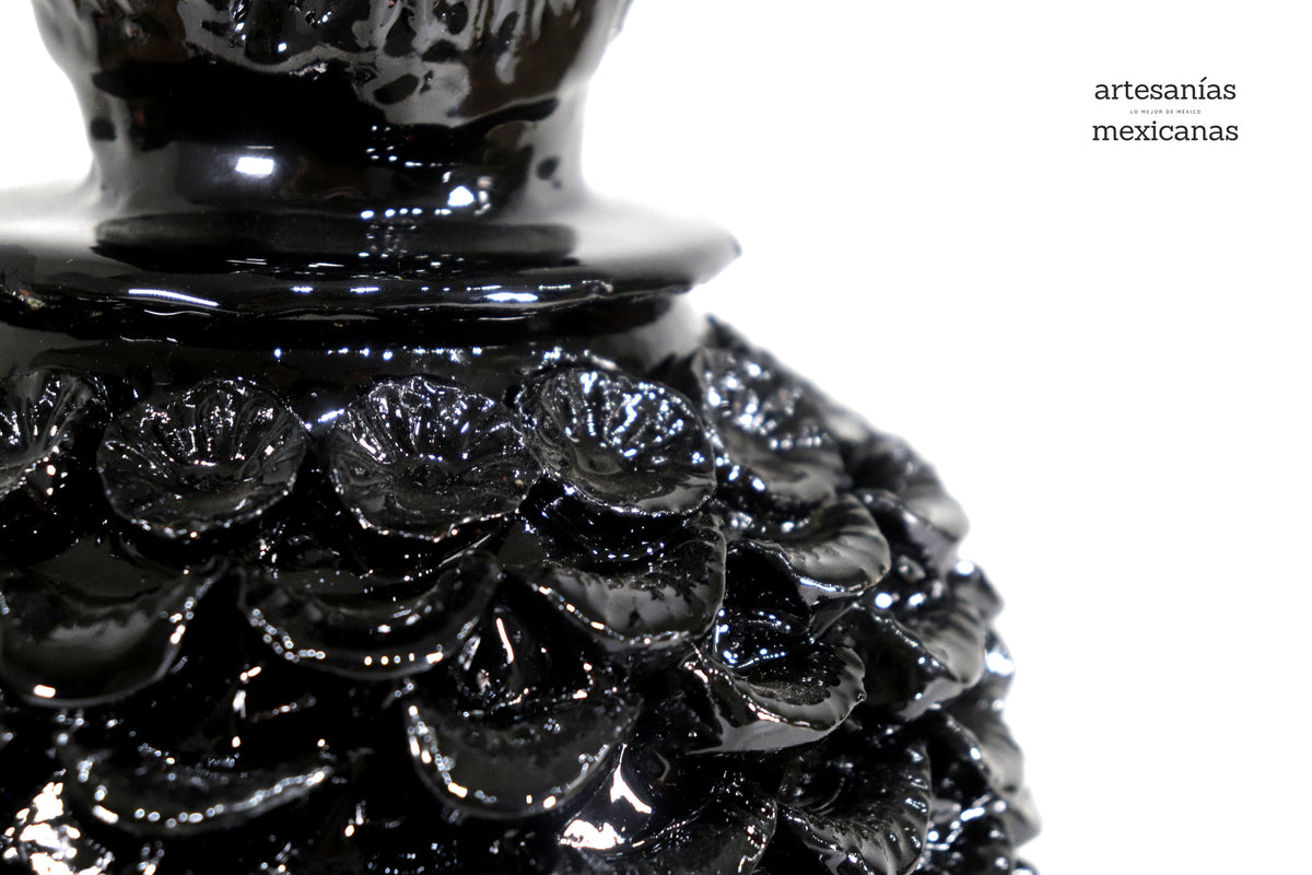 Piña michoacana de barro - Papaya Negra - 55 cm. 22 in.