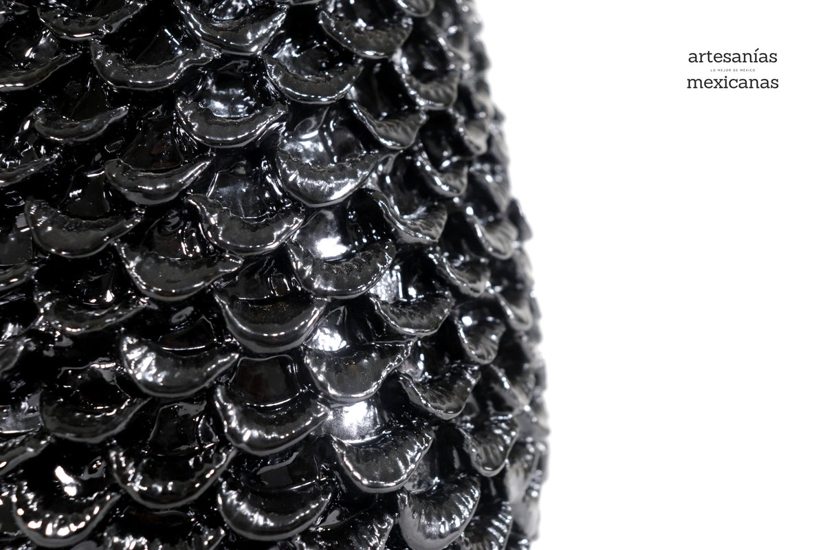 Piña michoacana de barro - Papaya Negra - 55 cm. 22 in.