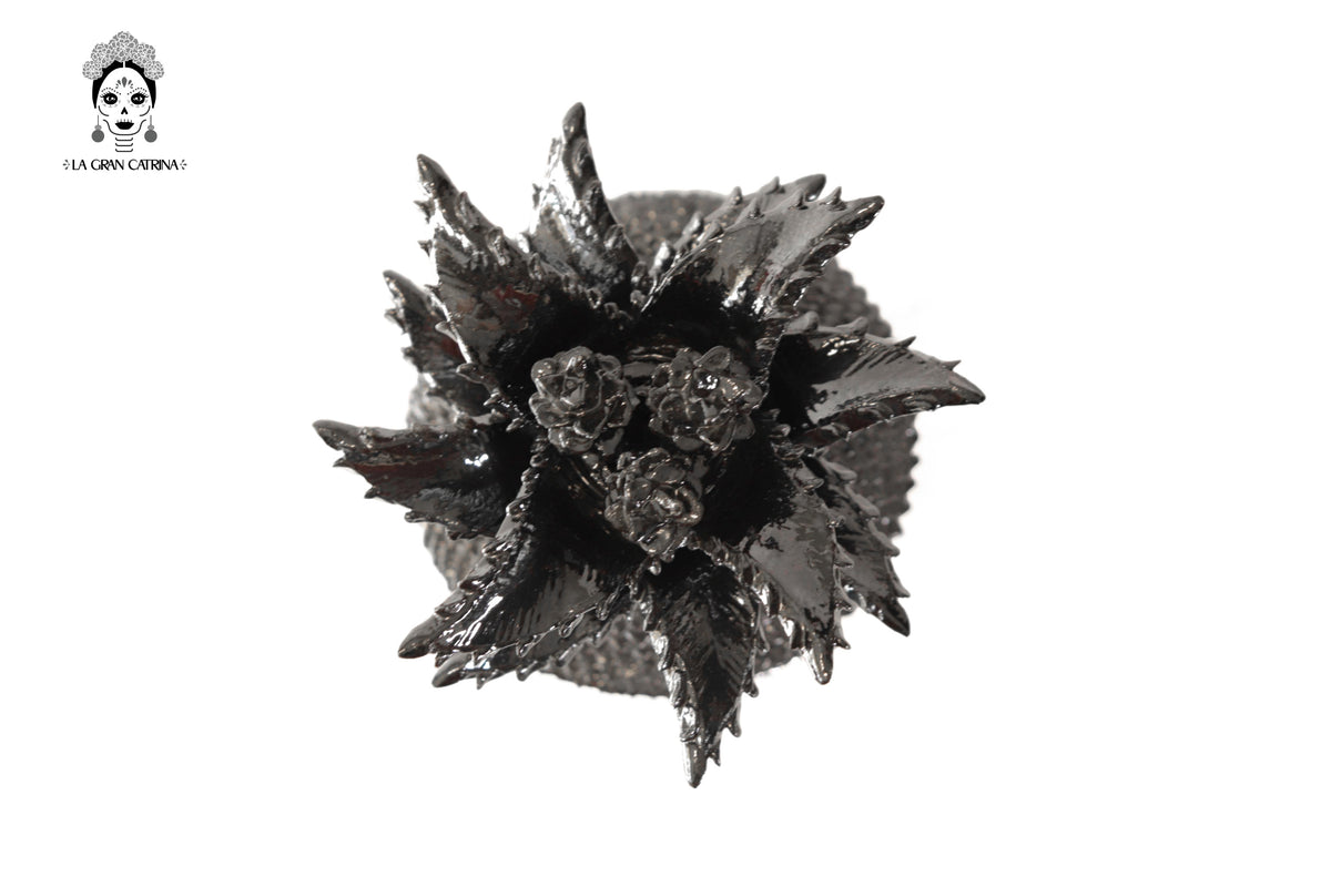 Piña michoacana de barro - Negra de picos con tapa especial - 47 cm. 19 in.