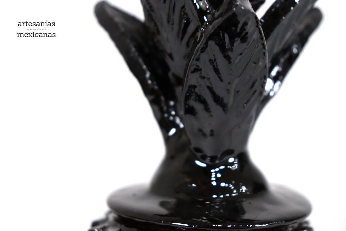 Piña negra de barro vidriado - 19 cm. 7.7 in.