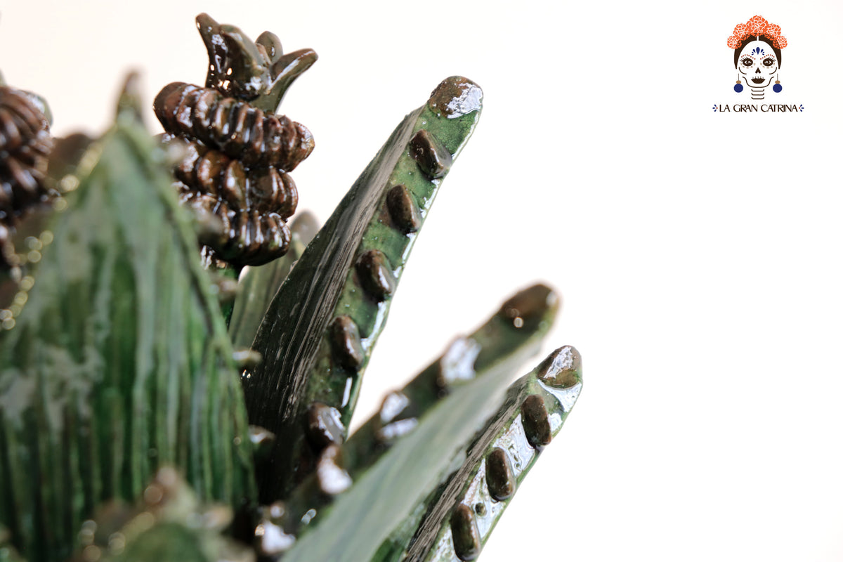 Piña Michoacana Verde con Picos Finos - 45 cm. 18 in.