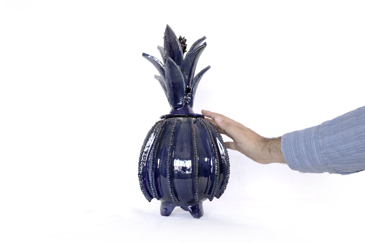 Piña michoacana de barro - Biznaga azul - 41 cm. 16 in.