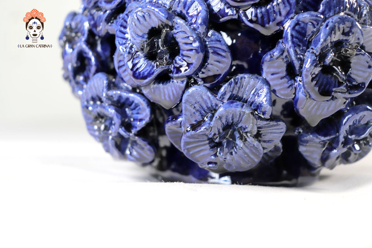 Piña Azul de Rosas - 29 cm. 11.4 in.