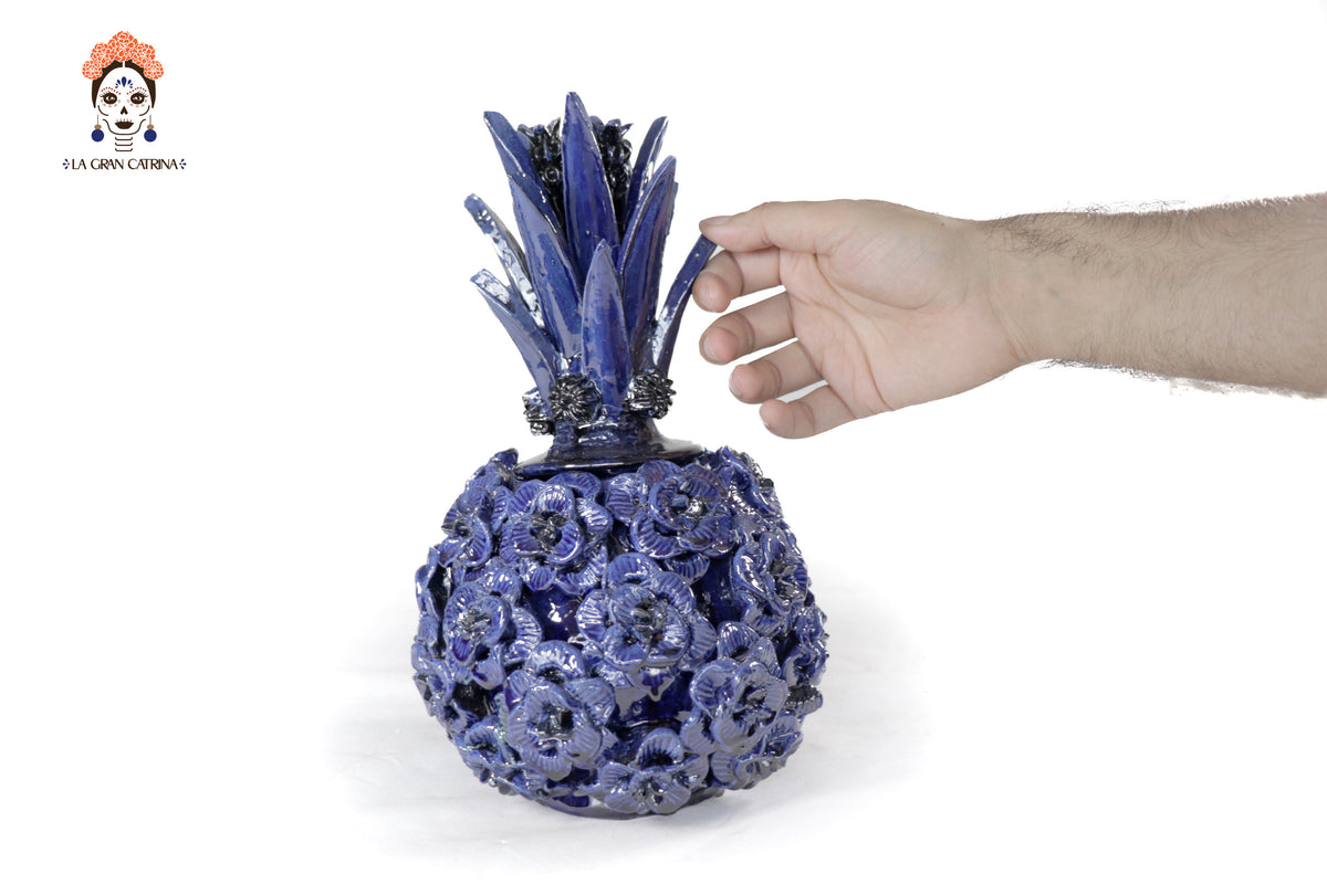 Piña Azul de Rosas - 29 cm. 11.4 in.