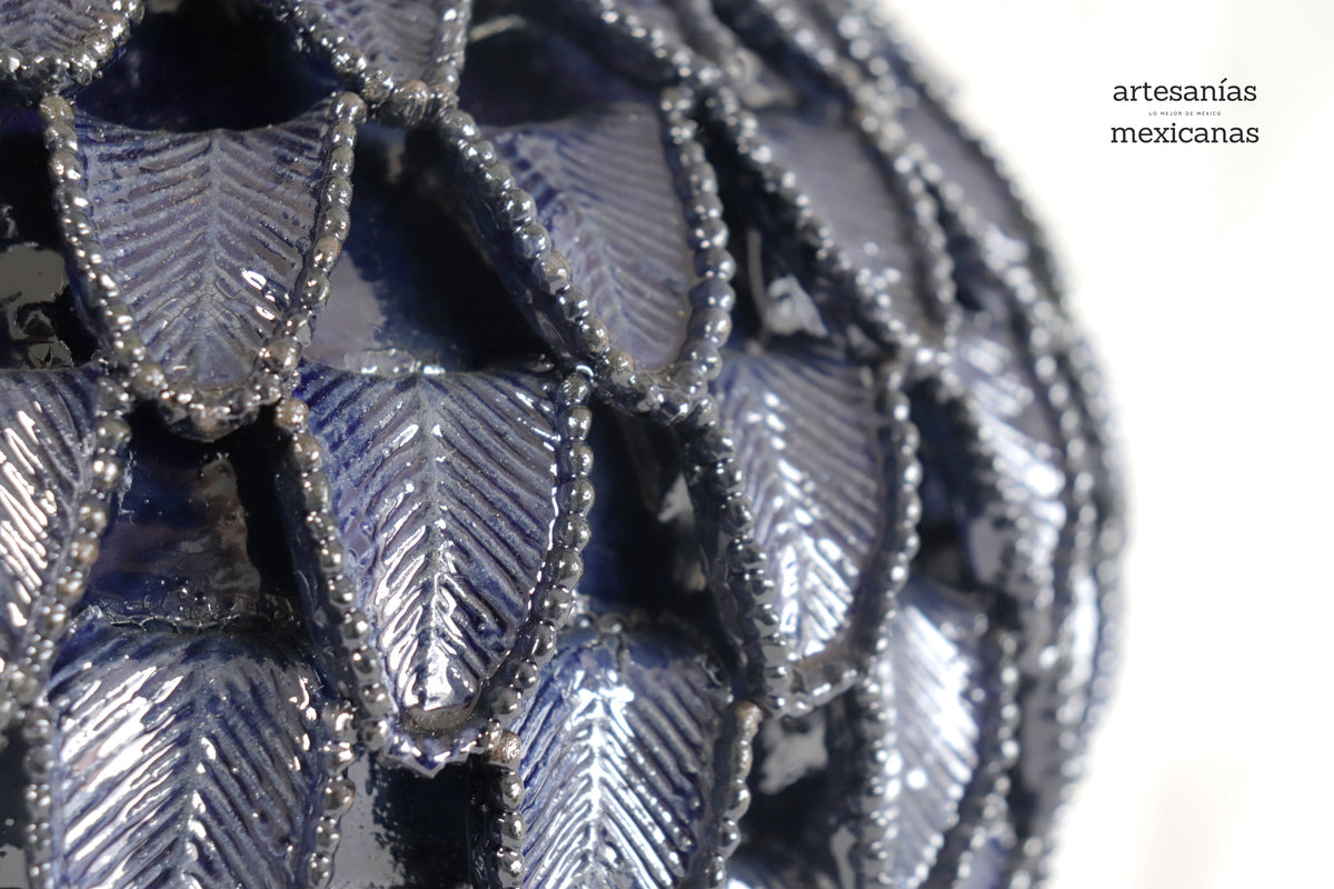 Piña michoacana de barro - Color Azul - 40 cm. 16 in. Piña