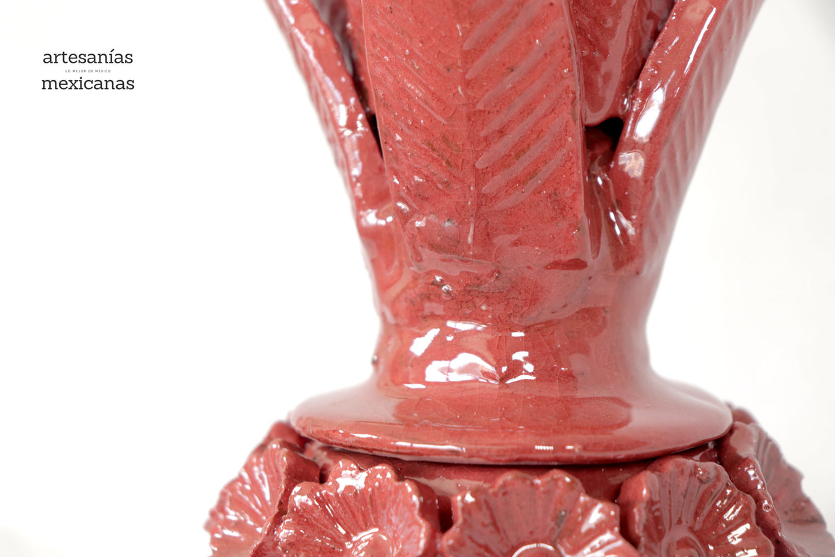 Piña de pétalos roja de barro vidriado - 29 cm. 11.4 in.