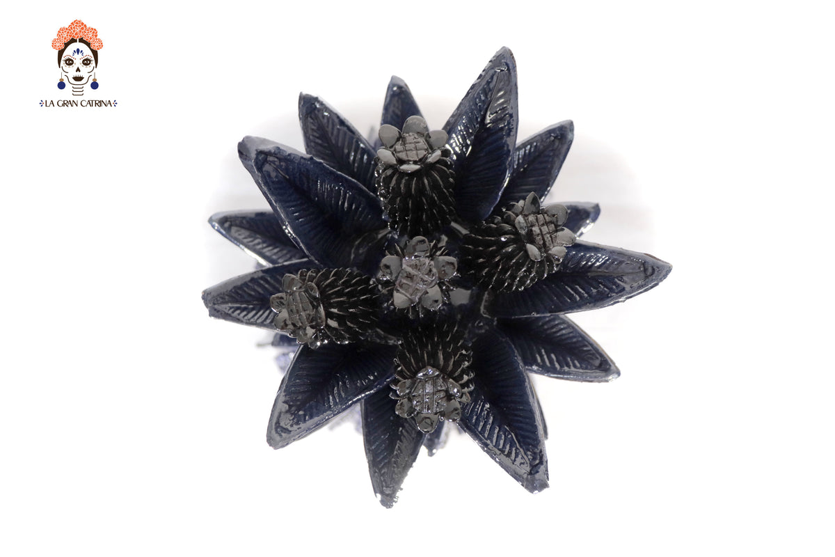 Piña michoacana de barro - Azul Biznaga con Flores - 70 cm. 27.5 in. Piña