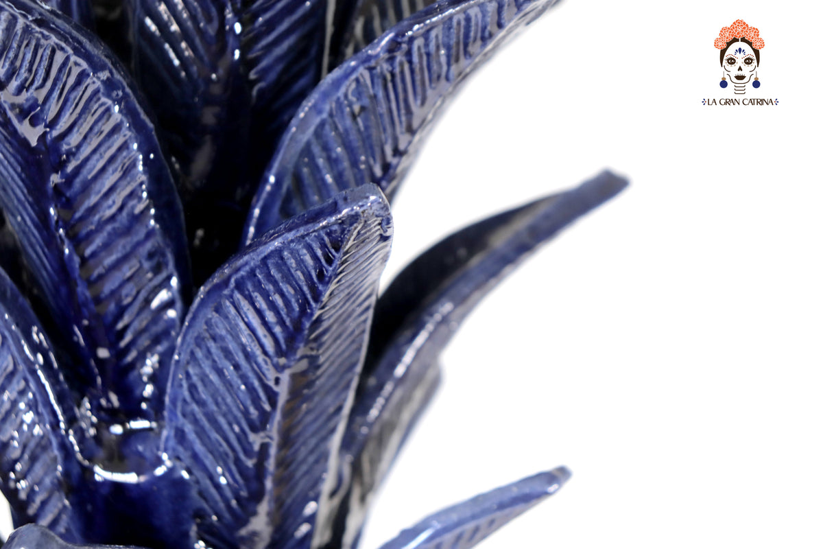 Piña michoacana de barro - Azul Biznaga con Flores - 70 cm. 27.5 in. Piña