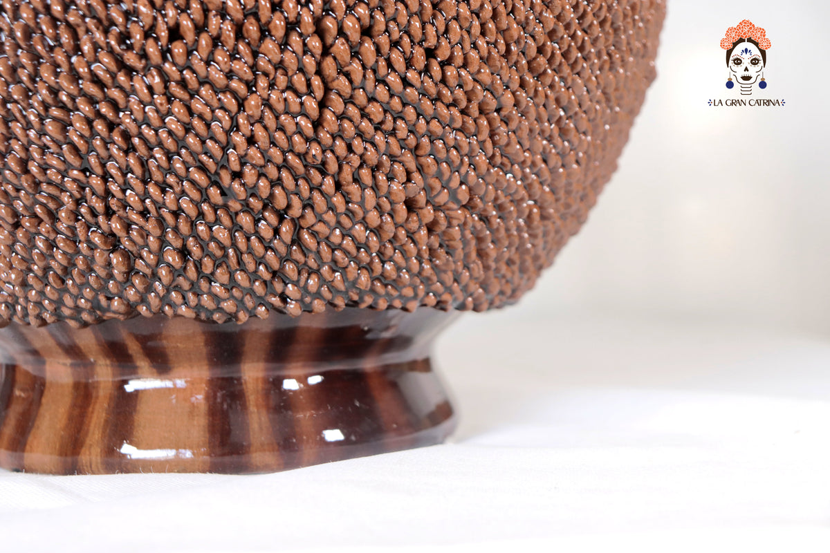 Piña michoacana de barro - Cafe de punteado fino - 70 cm. 27.5 in. - Sobre Pedido 3+ Pz. Piña