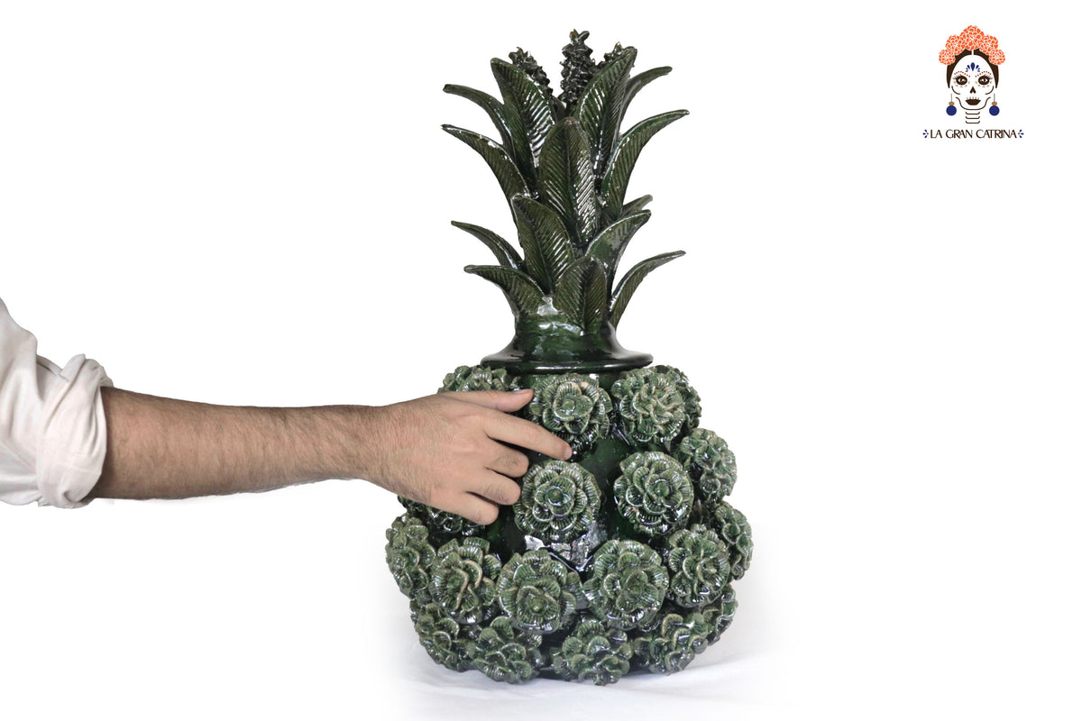 Piña michoacana de barro - Verde de Rosas - 53 cm. 20.8 in. - Sobre Pedido Sobre pedido