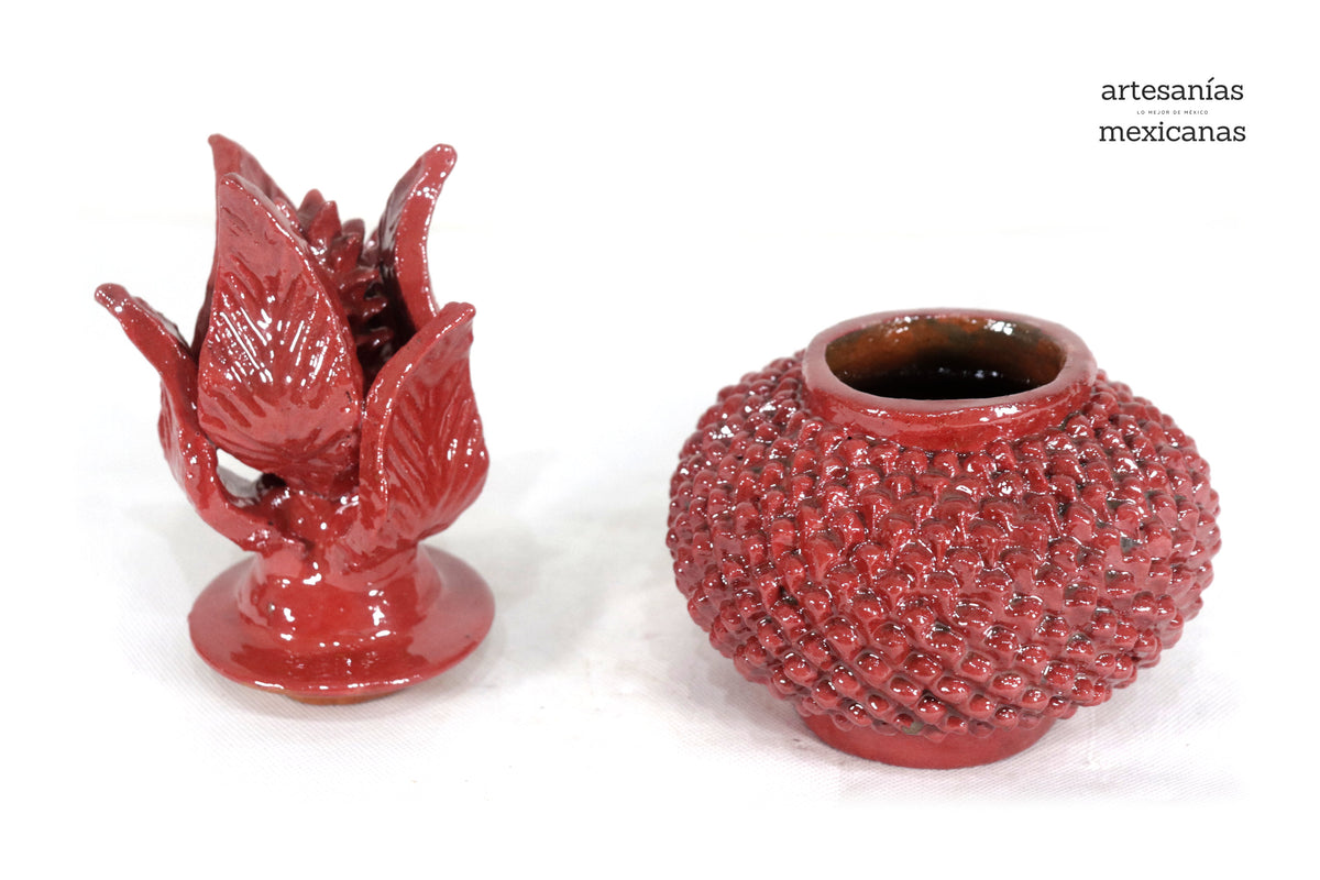 Piña roja de picos de barro vidriado - 22 cm. 8.6 in.