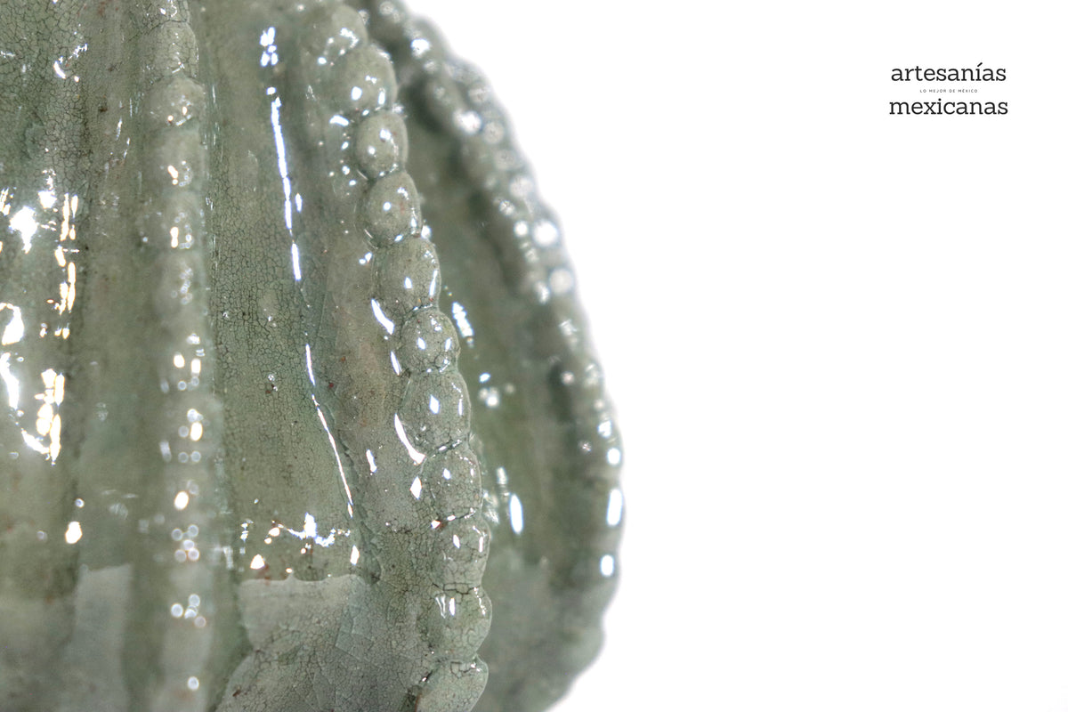 Piña michoacana de barro - Verde olivo pequeña biznaga - 19 cm. 7.7 in. - Sobre Pedido